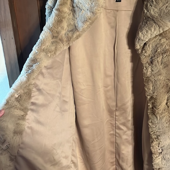 XL KENNETH COLE NEW YORK PINK FAUX FUR JACKET - Picture 11 of 12